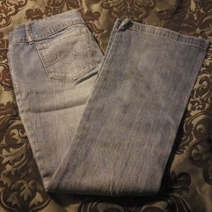 Never worn! Mossimo Flare Jeans sz 9